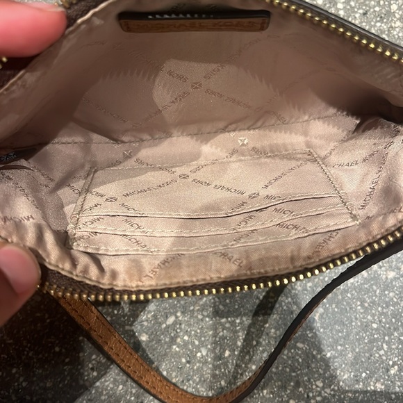 Michael Kors Wristlet Wallet - Picture 3 of 4